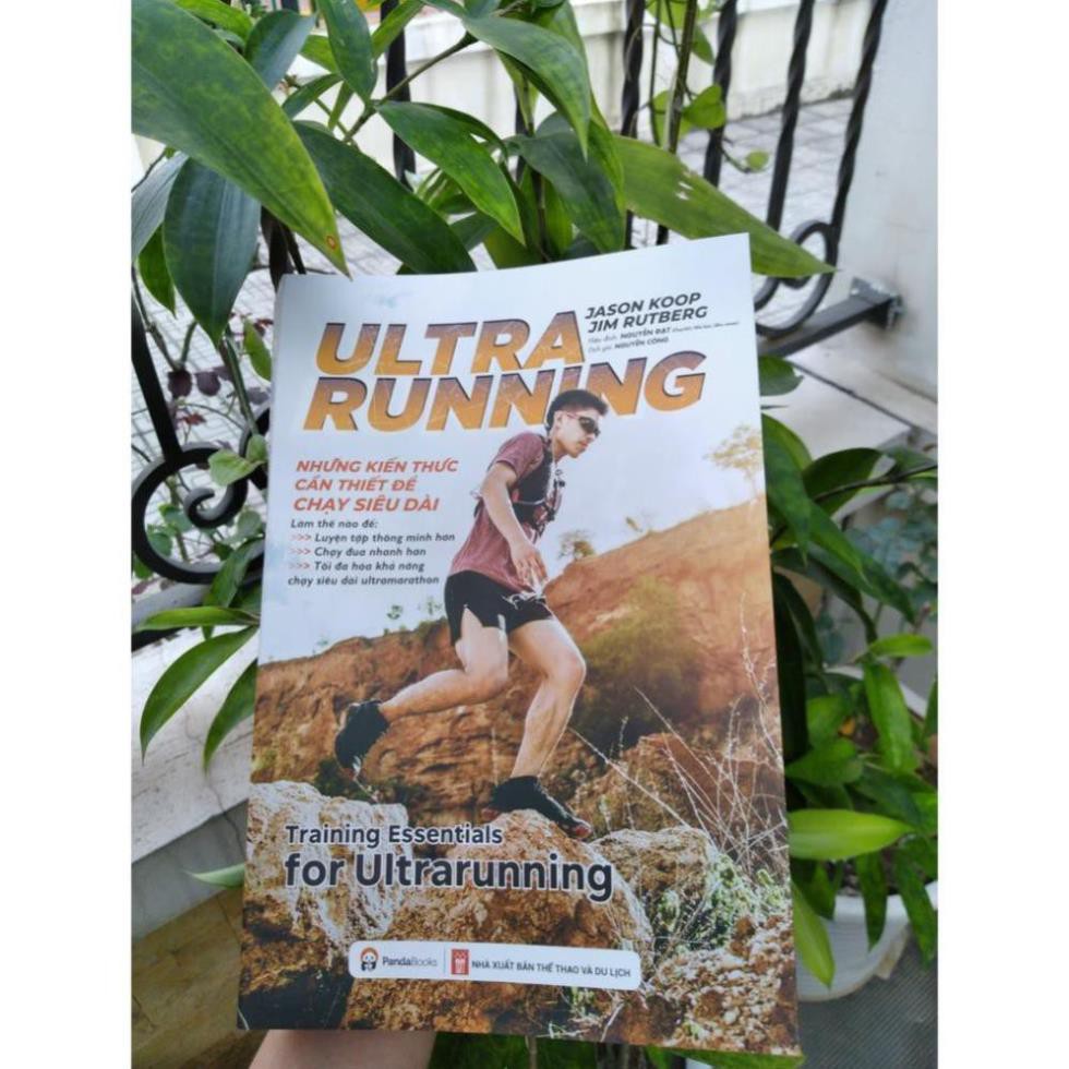 Sách - ULTRARUNNING: Những kiến thức cần thiết để chạy siêu dài - [PandaBooks] | BigBuy360 - bigbuy360.vn
