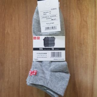 Tất nam uniqlo