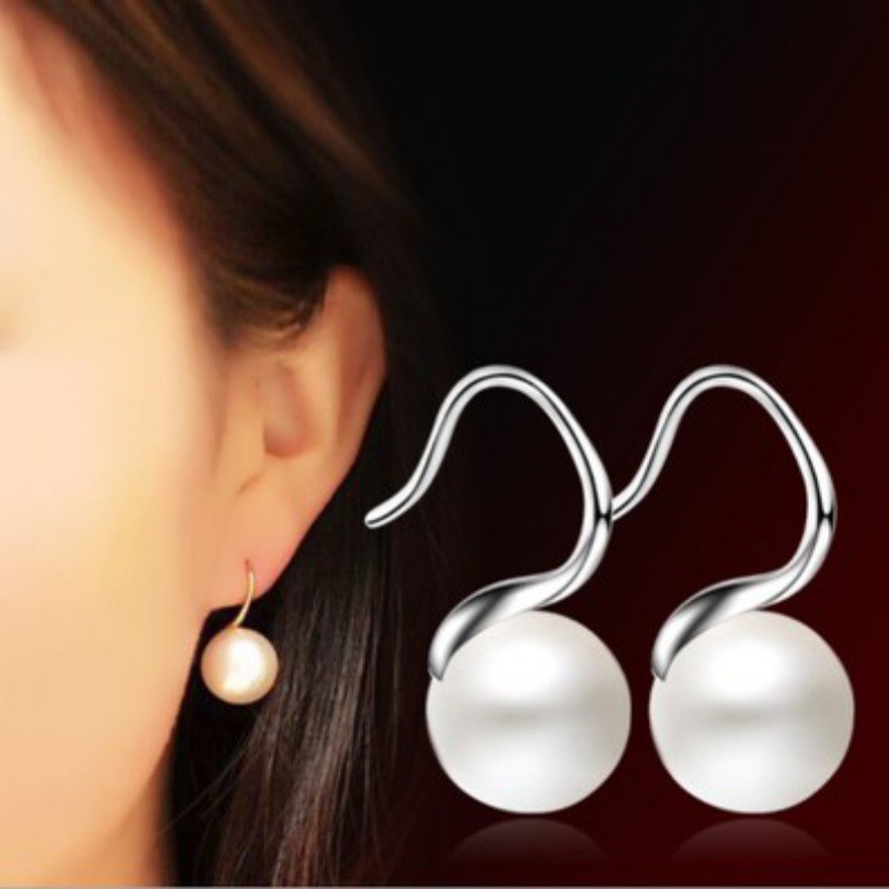 Ladies Korean Style Temperament Pearl Stud Earrings