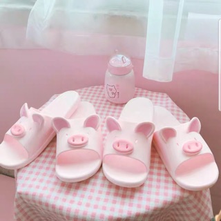 Dép heo hồng