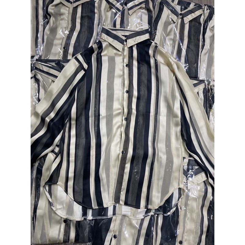 Áo sơ mi lụa kẻ sang chảnh