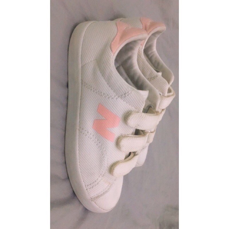 GIÀY NEW BALANCE HỒNG 2HAND AUTH