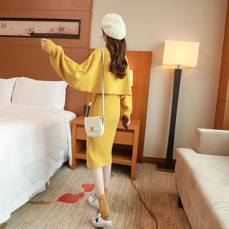 Bộ áo sweater dáng rộng + chân váy thời trang xinh xắn kiểu Hàn Quốc