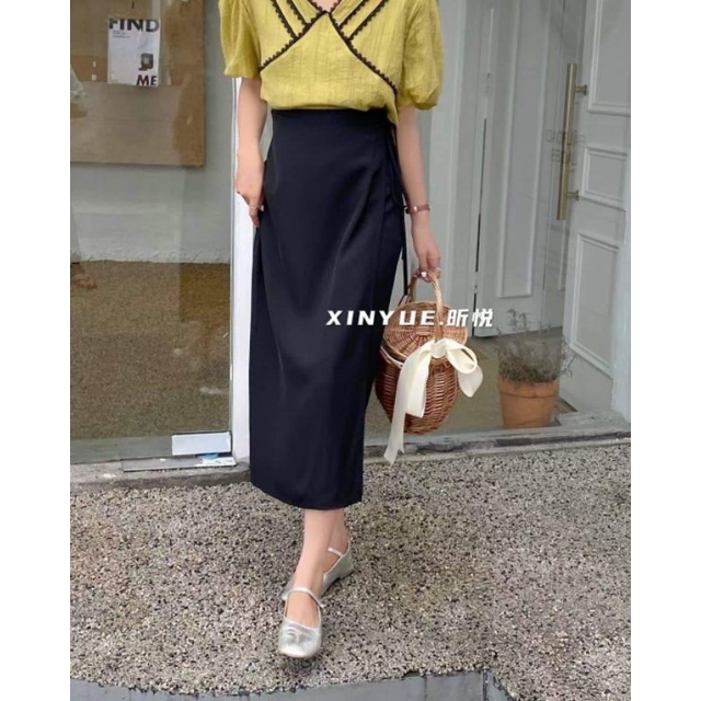 Chân váy dúm eo xẻ trước hàng QCL1