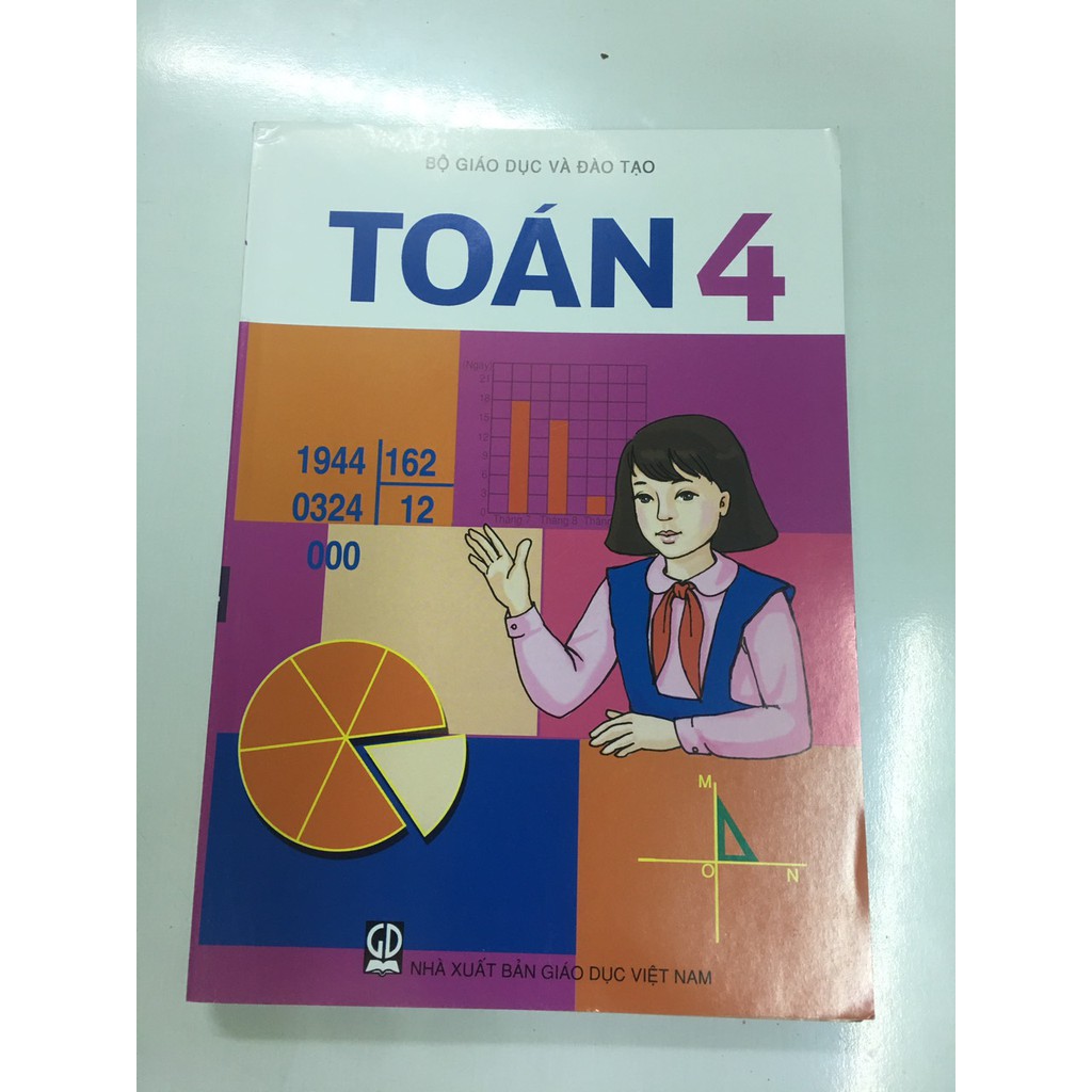 Sách Toán 4 + kèm 1 cây bút chì