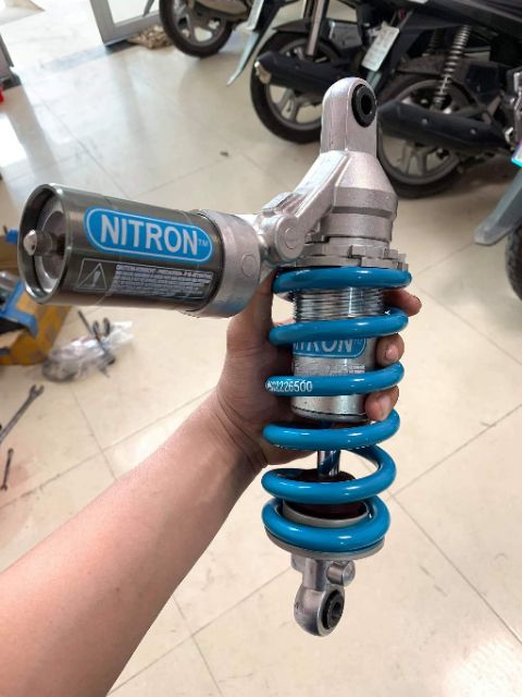 Tem nitron in uv trong suốt