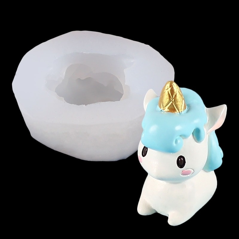 Khuôn Làm Bánh Chất Liệu Silicone Hình Kỳ Lân Dễ Thương