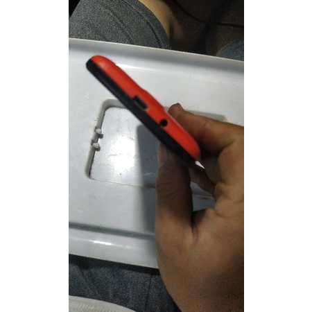 Xác điện thoại htc 310 nứt kính