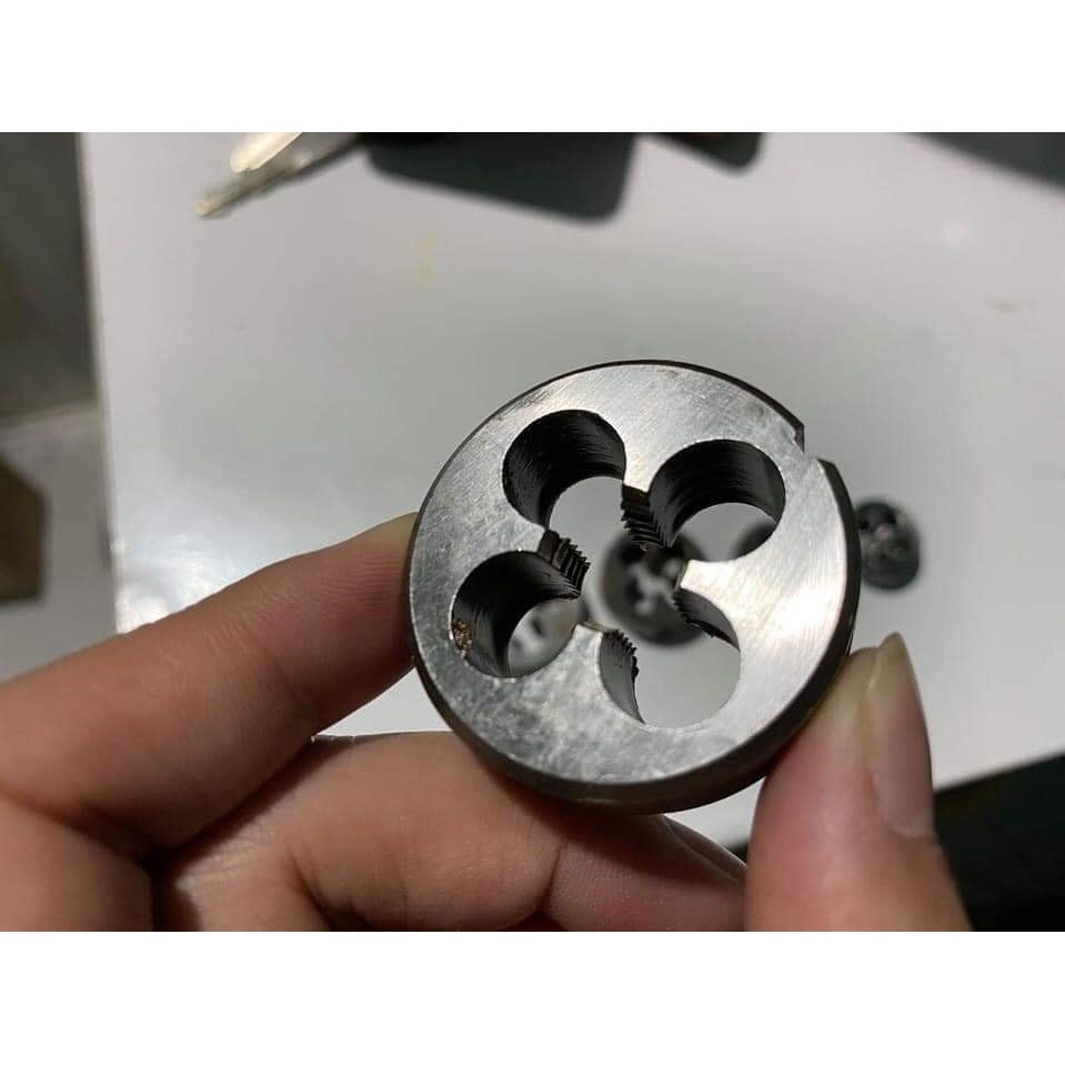 BÀN REN TRÁI, NGƯỢC DÙNG TARO REN NGOÀII