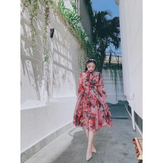 Đầm hoa dáng xòe