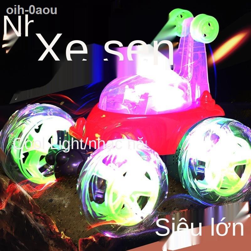 Điều khiển từ xa xe tải tự đổ đóng thế địa hình sạc ô tô năng động trẻ em cậu bé đồ chơi đua không dây