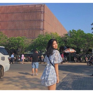 Jum hoa nhí cổ V