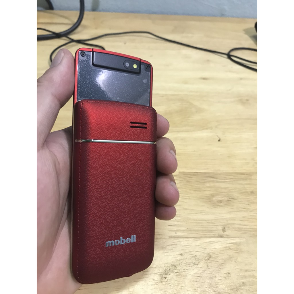 Điện thoai Mobell M889 dạng trượt phím bấm êm chữ to hàng chất pin tốt mới 100% bảo hành chính hãng 12 tháng | BigBuy360 - bigbuy360.vn