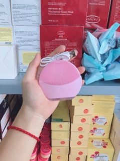 MÁY RỮA MẶT