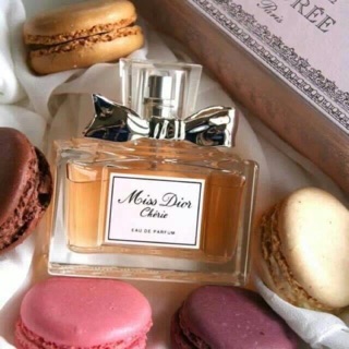 Nước hoa nữ Miss Dior Cherie Eau De Parfum 100ml