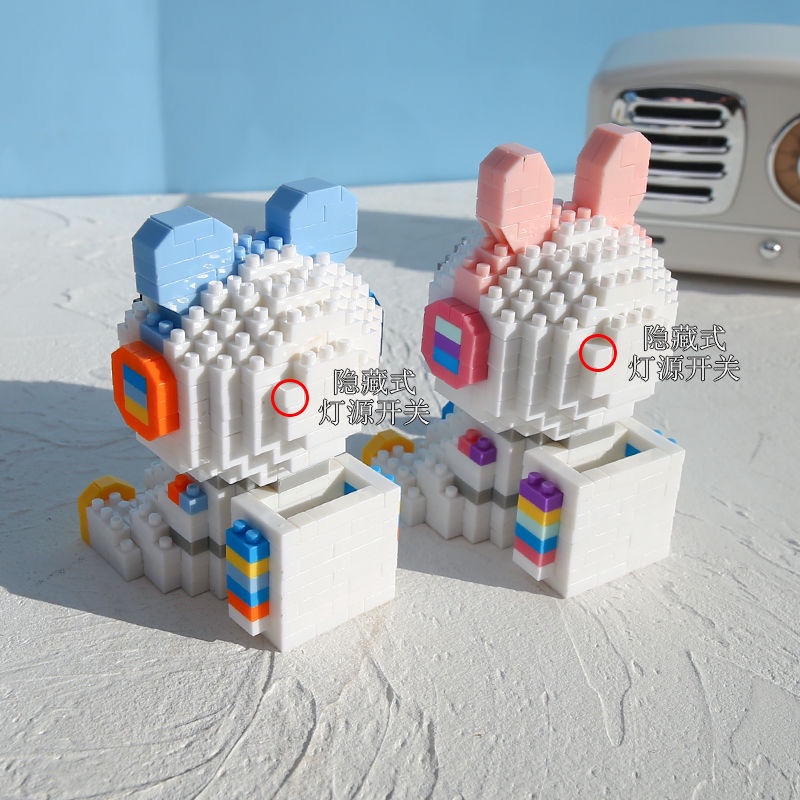 Logo Lắp Ráp Lego Phát Sáng Hình Phi Hành Gia Anne Andy Làm Quà Tặng Trang Trí