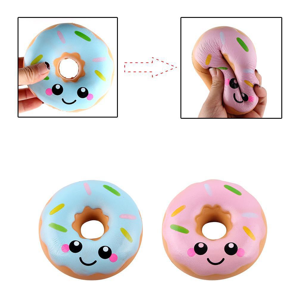 Đồ Chơi Squishy Hình Bánh Donut Mặt Cười Dễ Thương