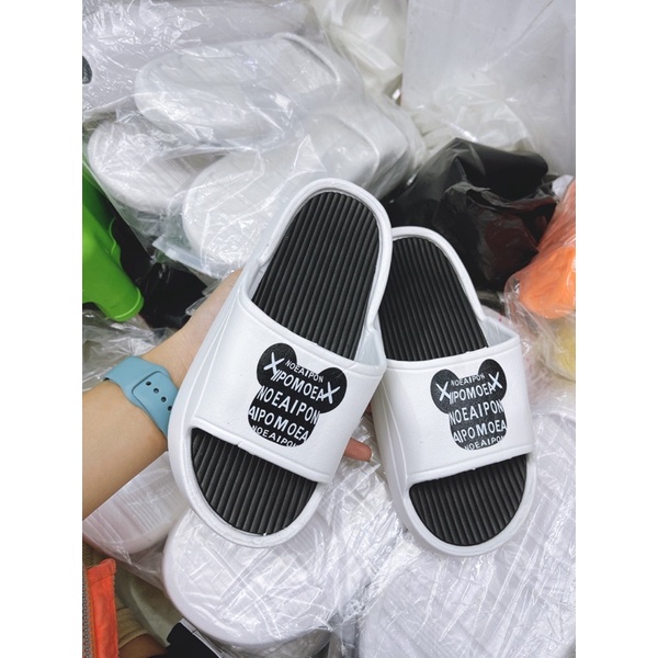 ❤DÉP QUAI NGANG BÁNH MỲ NAM NỮ MẶT GẤU XINH- 1 MÀU TRẮNG ĐẾ ĐEN