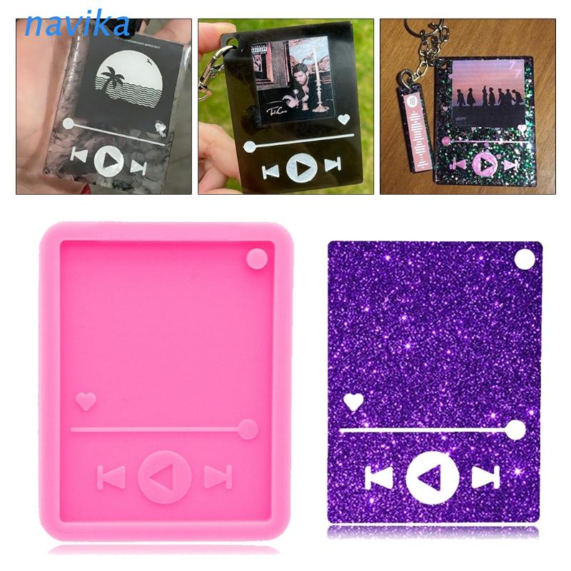 Khuôn Silicone Làm Móc Khóa Hình Máy Nghe Nhạc