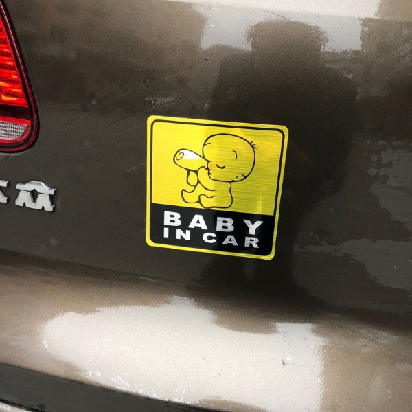 Tem Dán Ô Tô Baby In Car - Dán Đuôi Xe Ô Tô - Decal Dán Trang Trí Xe Ô Tô Nhiều Hình Ngộ Nghĩnh