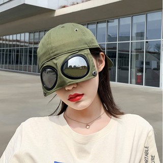 Mũ kết kiểu dáng phi công đội được cả 2 kiểu