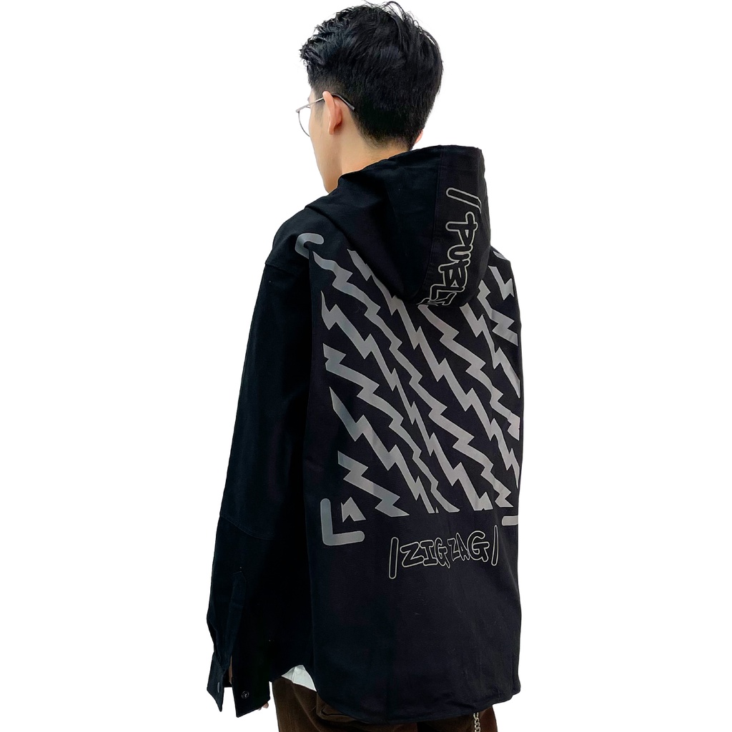 Áo Khoác Kaki 5THEWAY trong bộ sưu tập public icon cùng thiết kế Zigzag sau lưng màu đen