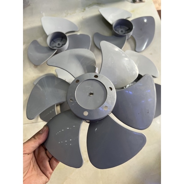 Cánh quạt tản , quạt hộp 300 và 350mm