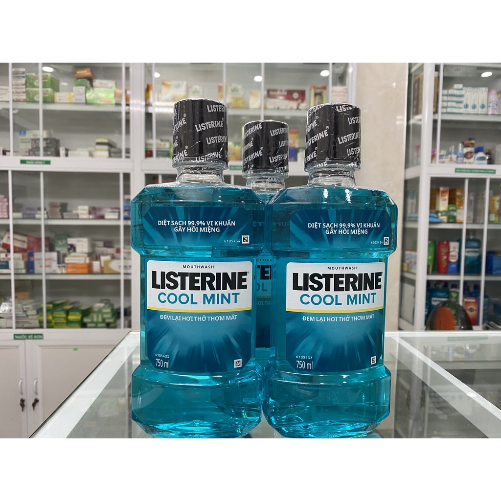 Nước súc miệng Listerine chai 250 ml, 750ml vị bạc hà và trà xanh cho hơi thở thơm mát, cho răng chắc khỏe hơn