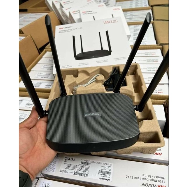 Phát Wifi  HIKVISION DS-3WR12C 2 râu /4 râu