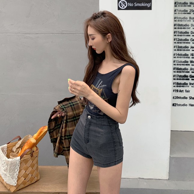 Quần Short Denim Lưng Cao Ôm Dáng Gợi Cảm Dễ Phối Đồ Phong Cách Hàn Quốc | BigBuy360 - bigbuy360.vn