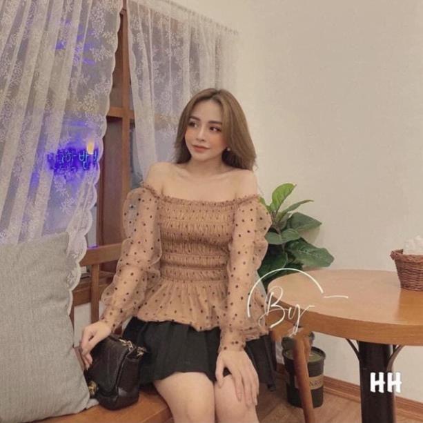 Áo trễ vai chấm bi lưới