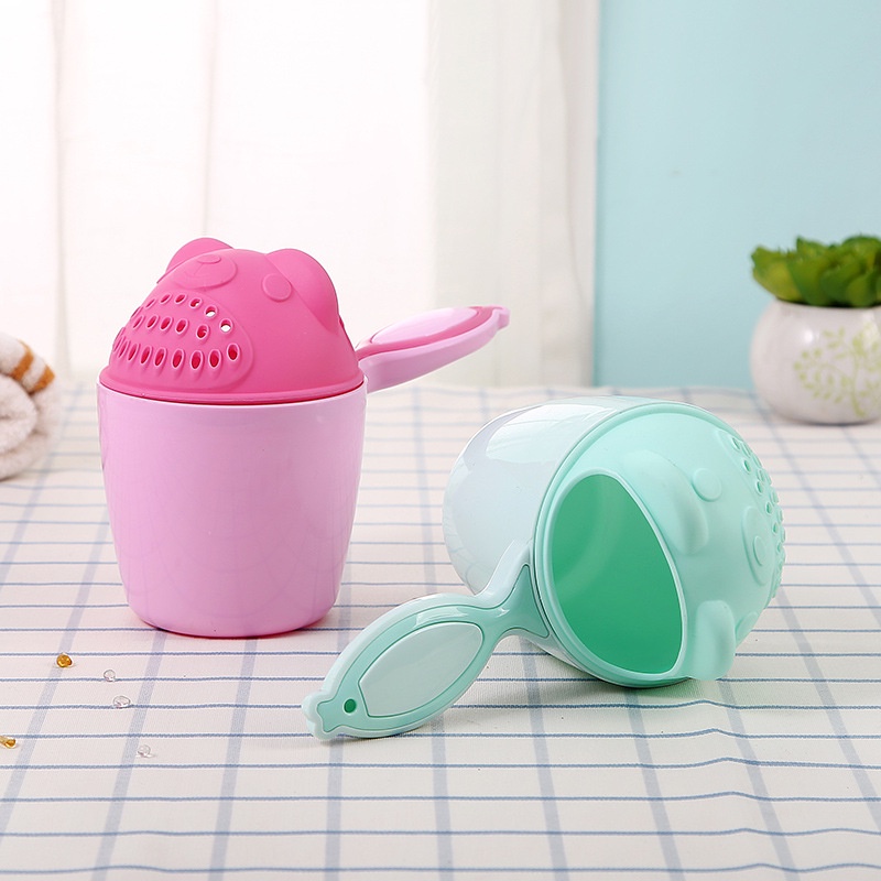 Ly Nước Gội Đầu Kiểu Hoạt Hình Gấu Dễ Thương Cho Bé