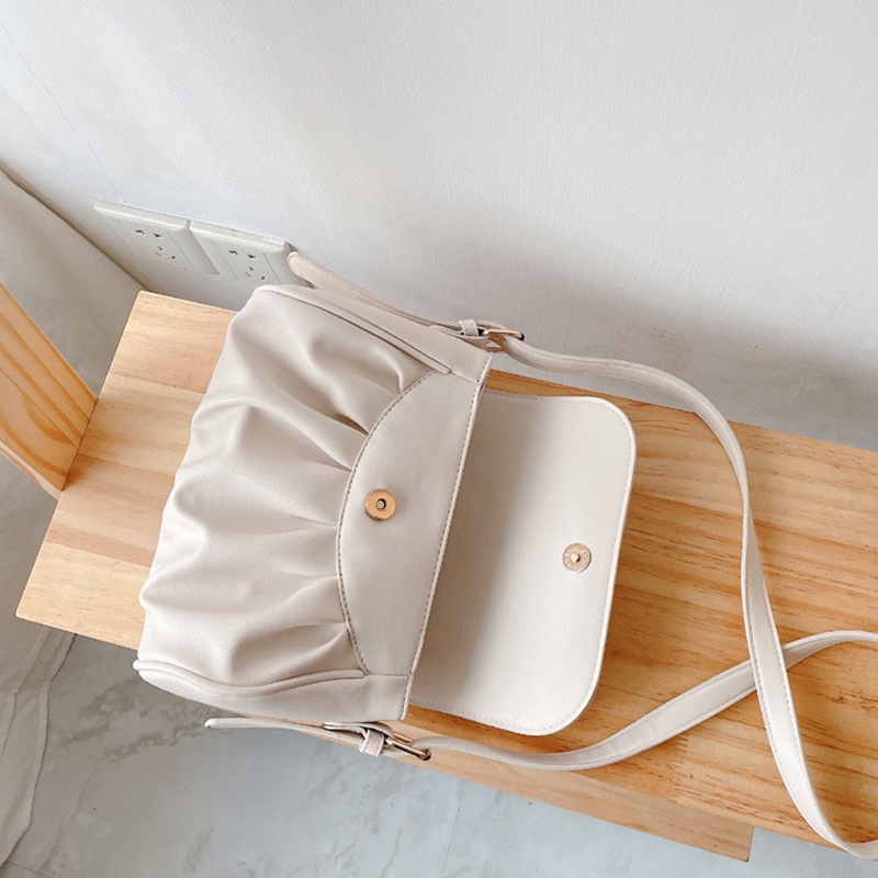 Túi đeo chéo hình đám mây màu trơn thời trang Hàn Quốc cho nữ