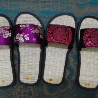 Dép chiếu quai ngang vải gấm( giao màu ngẫu nhiên)