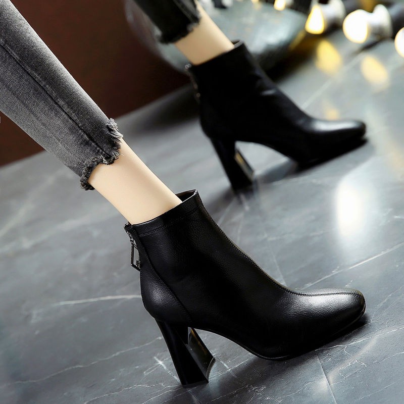 Bốt da gót vuông thời trang mùa thu 2020 cho nữ | BigBuy360 - bigbuy360.vn