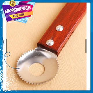 Dụng cụ nạo dừa cán gỗ tròn có cán (lẻ 1 cái )