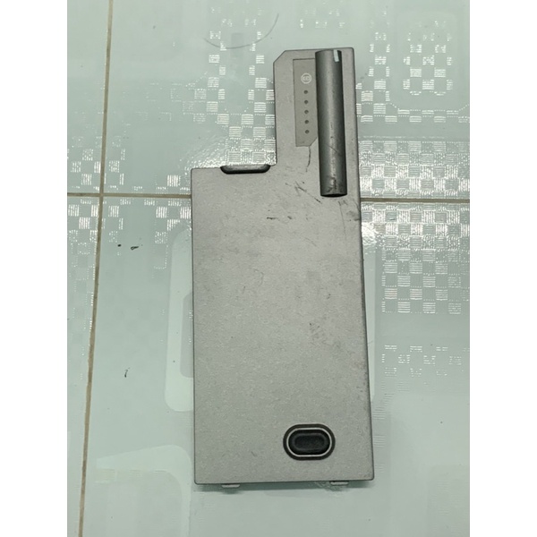 xác pin zin dell latitude d820 d830 9cell cầm nặng tay lắm