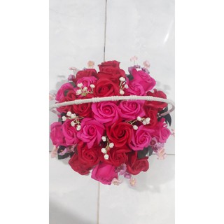 giỏ hoa sáp thơm 22 bông 145k