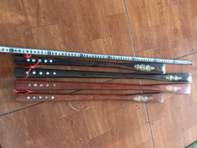 Cây xỏ giày 70cm HÀNG LOẠI 1.gỗ chiu liu RẤT NẶNG.VÀ gỗ đỏ .nhà tự sx.có bán sỉ