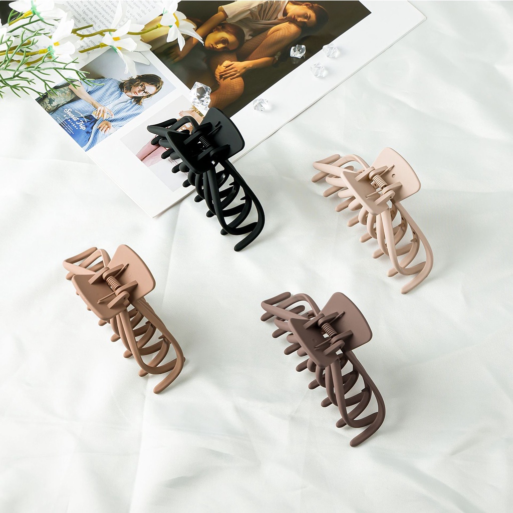 Kẹp Tóc Càng Cua Bản Lớn Đục Màu Cà Phê Nhám Hàng Rào Cá Mập Mới