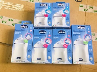 Bình sữa thần thánh Pisa Chicco