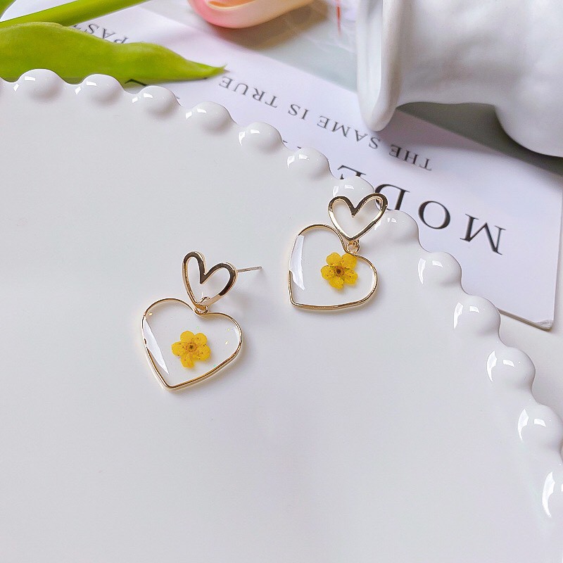 Bông Tai Nữ Hợp Kim Cao Cấp ERASHOP 074910 - Hoa Ép Trái Tim Dễ Thương, Nhẹ Nhàng, Phù Hợp Đi Tiệc, Đi Chơi, Rẻ Đẹp