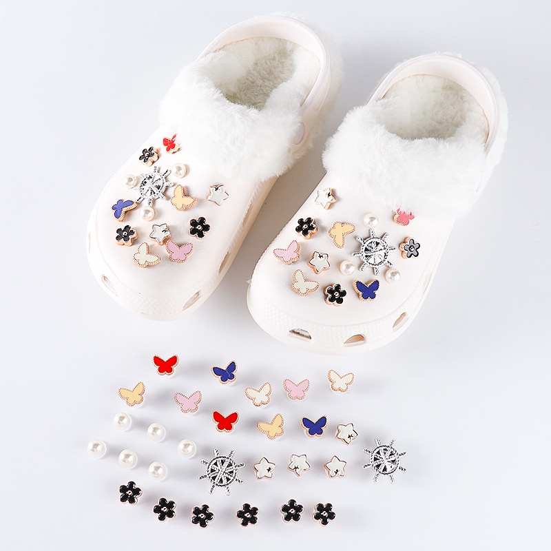 Charms Phụ Kiện Trang Trí Giày Hình Hoa Đính Đá Pha Lê Có Thể Tháo Rời