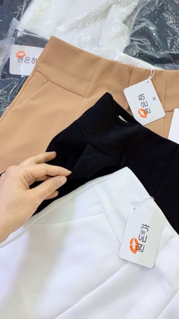 XẢ KHO - QUẦN SHORT VẢI NỮ CẠP CAO 2 MÀU ĐEN TRẮNG