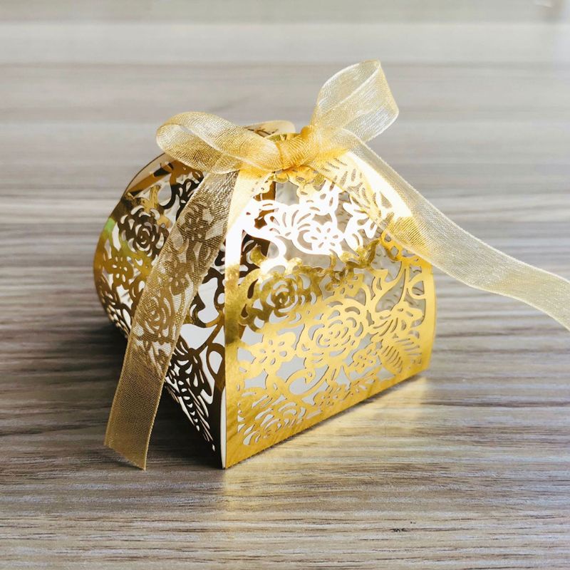 Bộ 25 Hộp Quà Đựng Kẹo Cắt Rỗng Hình Hoa Hồng Có Ruy Băng Cho Bé