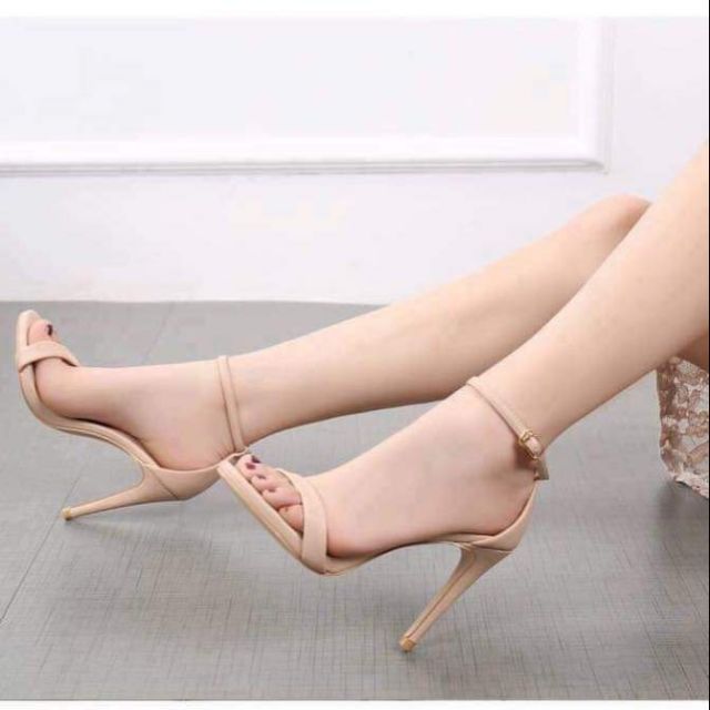 Tết Sandanl cao gót Calla quai ngang sale #230k * .