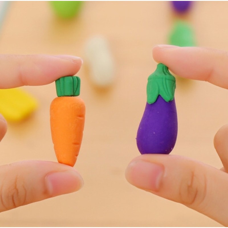 1 túi 4 cục tẩy hình rau củ quả - có dây để treo chìa khóa - túi zip