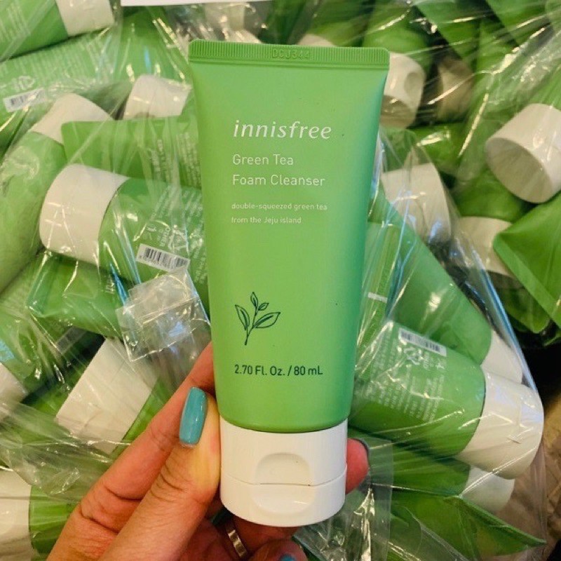 Sữa Rửa Mặt Trà Xanh Innisfree Green Tea Cleansing Foam