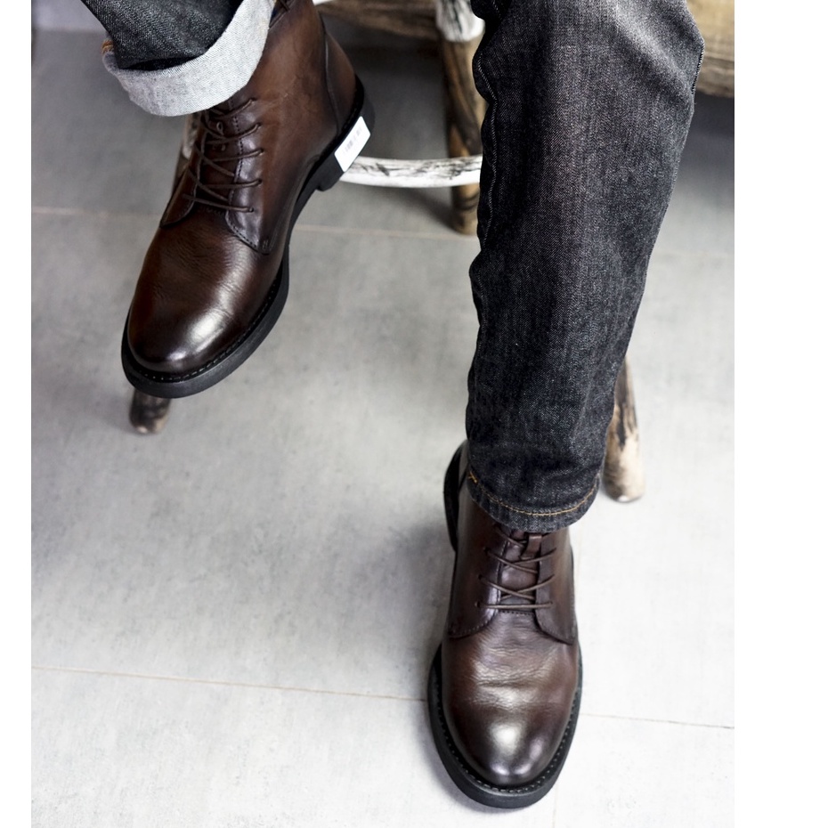 Giày bốt nam da bê màu nâu đậm mũi tròn cao cấp
