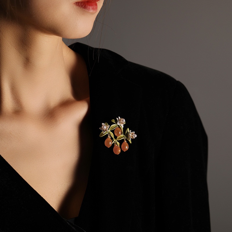 Ghim Cài Áo Hình Cây Lá Đính Ngọc Trai Nhân Tạo Màu Cam Phong Cách Mori Cổ Điển Sang Trọng Thời Trang Cho Nữ